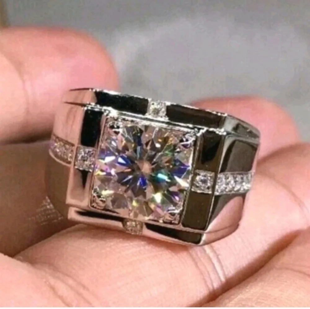 Elegant Men's Ring Sz 11